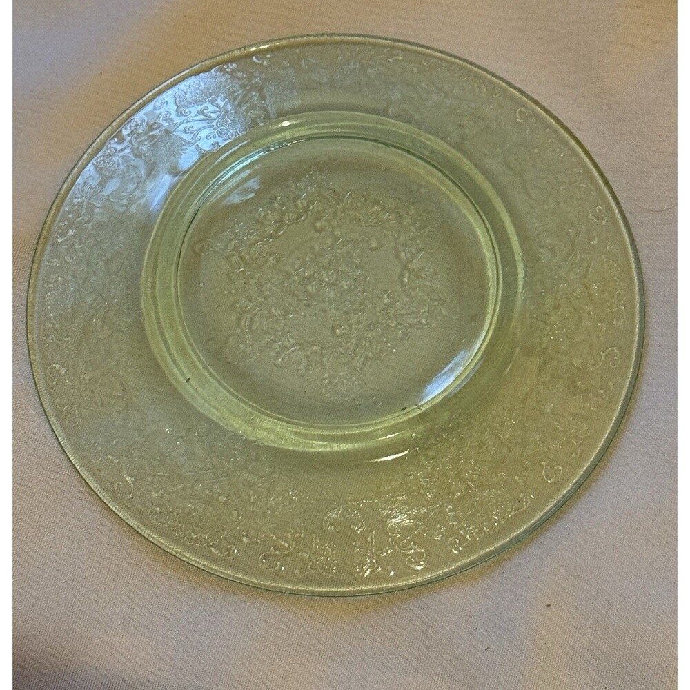 Set of 4 Hazel Atlas Florentine Uranium Green Depression Glass Plates